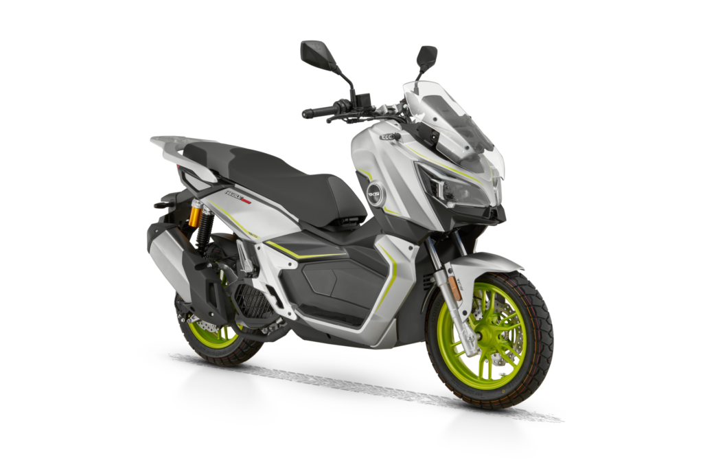 REALE125-Silver (1)